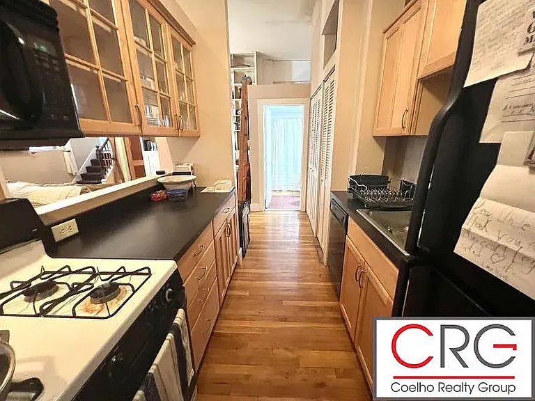238 Columbia St #1 — Photo 15