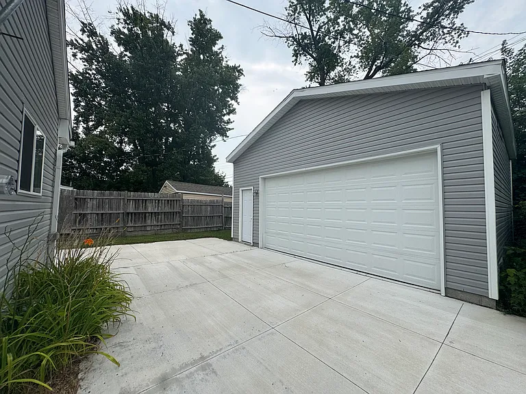 560 E Kalama Ave — Photo 12