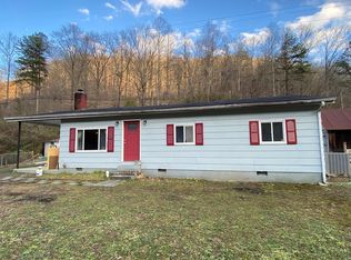 10821 State Route 979, Teaberry, KY 41660