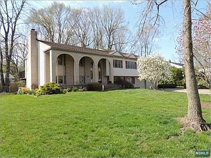 2nd image of 479 Tulane Ct
