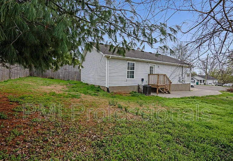 604 Hugh Duffy Cv — Photo 25