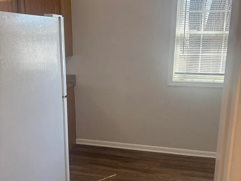 3802 Nanz Ave #8 — Photo 9