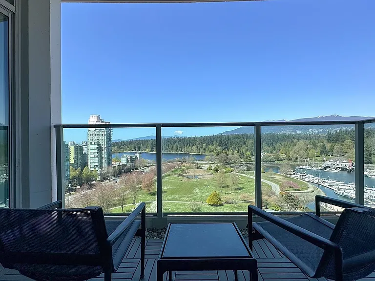 1777 Bayshore Dr #Penthouse 4 — Photo 29