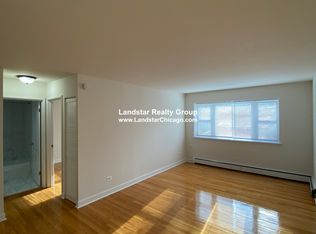 6830 N Sheridan Rd APT 267, Chicago, IL 60626