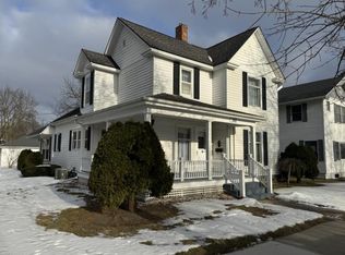 152 W Sherman St, Caro, MI 48723