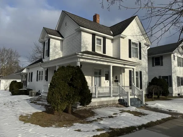 152 W Sherman St, Caro, MI 48723