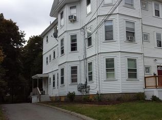 956 N Main St, Brockton, MA 02301