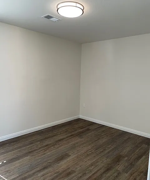 51 Oaklawn Ave #2 — Photo 8