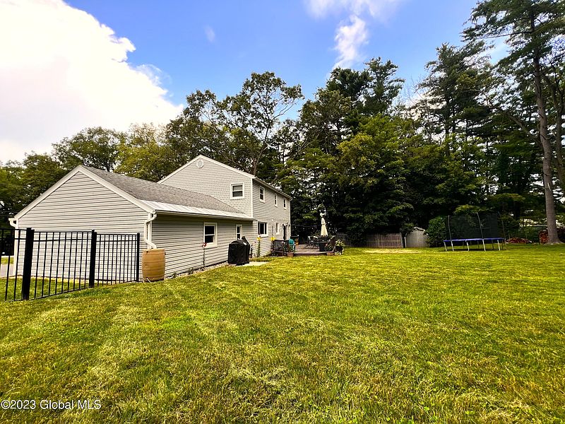 4th image of 79 Birchwood Lane