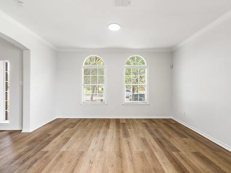 1738 Rock Ridge Dr — Photo 5