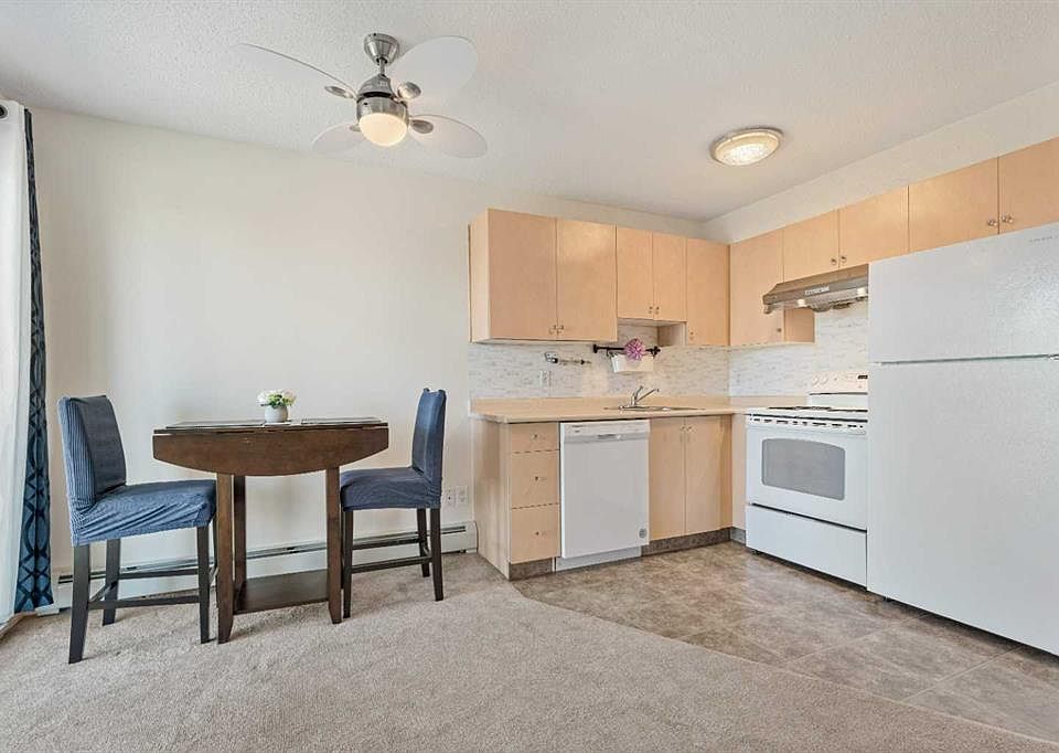 1st image of 1620 N 70th St SE #3421