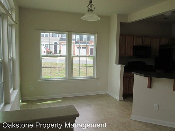 3rd image of 10607 Golden Bell Cir