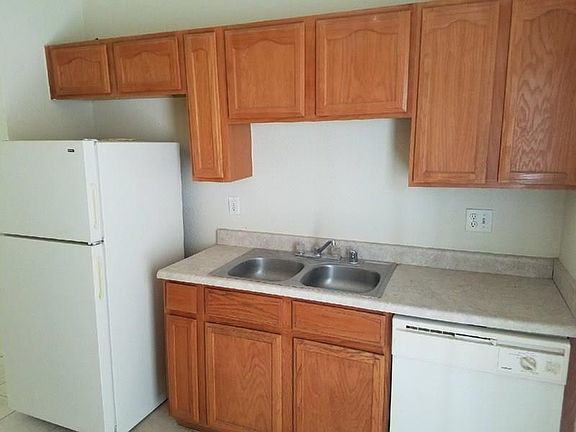 5th image of 14336 Venecia Dr