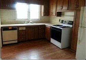 2nd image of 313 Judson St