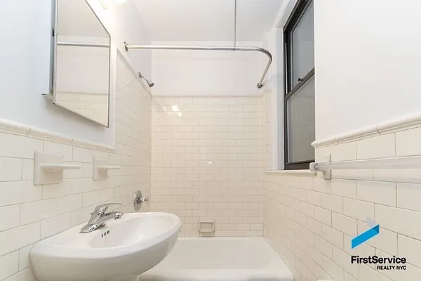 Rented by FirstService Realty (legacy) | media 24