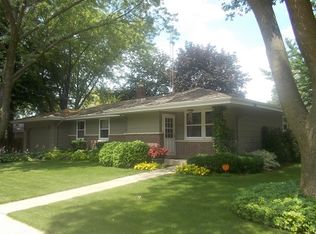 5204 70th St, Kenosha, WI 53142