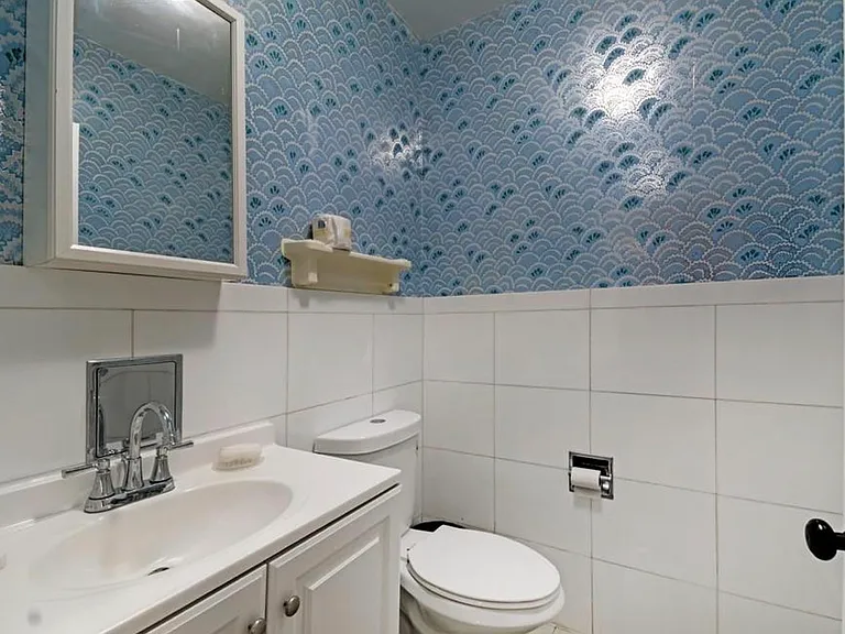 300 Edgedale Dr — Photo 39