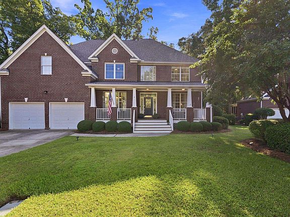 4th image of 4 Bamboo Grove Ct
