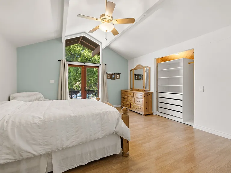 4501 Regents Ct — Photo 33