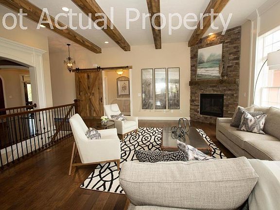 2nd image of 7062 Tuscany Dr