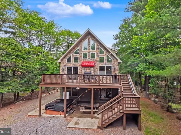 41 Lupine Dr, Lake Harmony, PA 18624