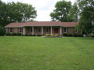 205 Twelve Oaks Rd, Tullahoma, TN 37388