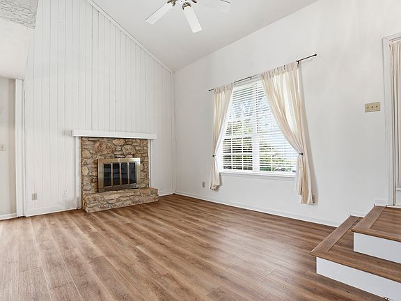 2nd image of 2569 Chaseway Ct
