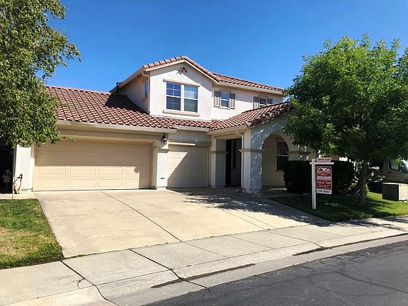 3rd image of 300 Vista Cove Cir