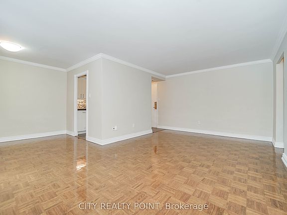 4th image of 55 Isabella St #502