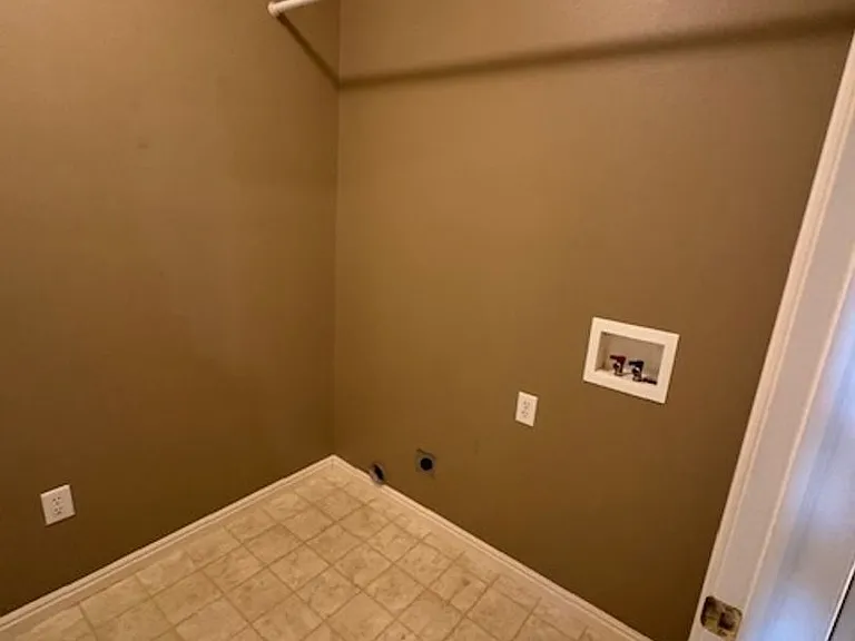 3395 E Sweetwater Springs Dr — Photo 11