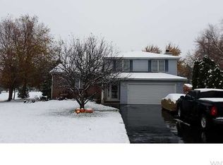 2161 Adams Cir, Ransomville, NY 14131