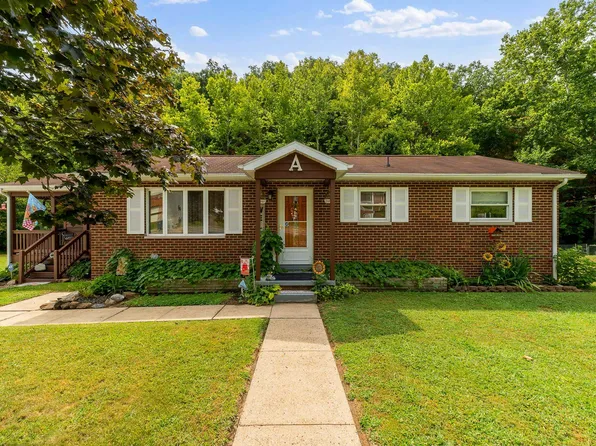 3822 Route 10, Barboursville, WV 25504