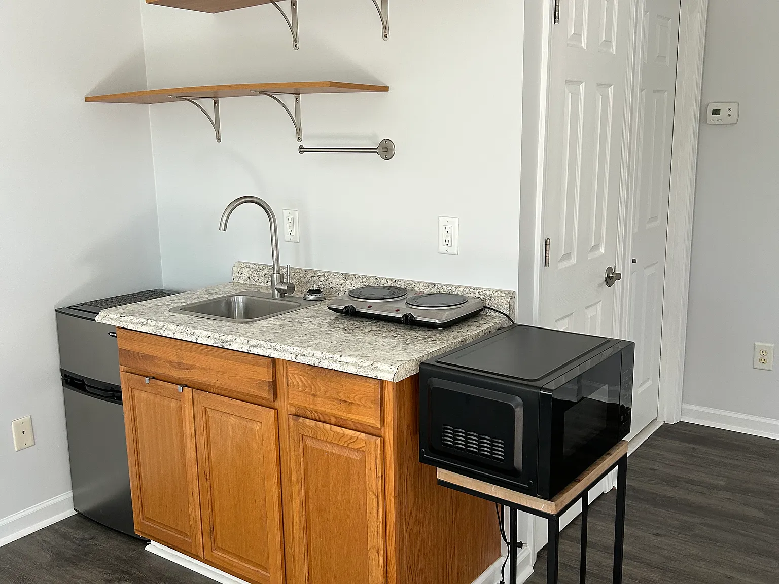 9037 Parlor Drive — Photo 4