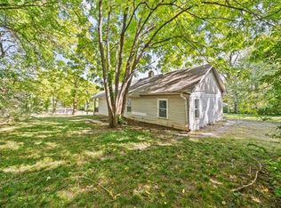 2015 E 81st St, Kansas City, MO 64132