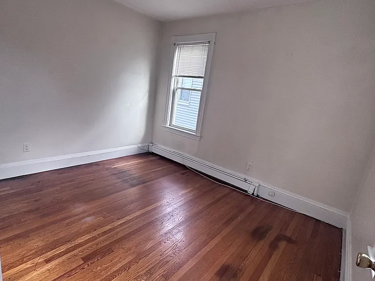15-17 Etna St #15 — Photo 8