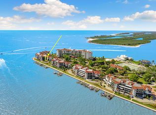 503 La Peninsula Blvd #503, Naples, FL 34113