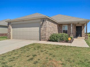 10417 NW 19th St, Oklahoma City, OK 73127