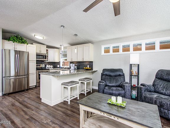 3rd image of 6177 S SAWGRASS Drive