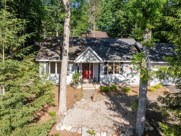4473 Paper Birch Ln, Traverse City, MI 49686