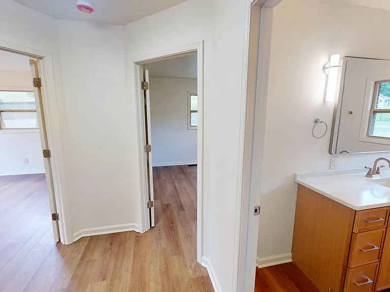 424 Bridge View Rd — Photo 12