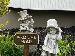 41 Circle Dr, Paramus, NJ 07652