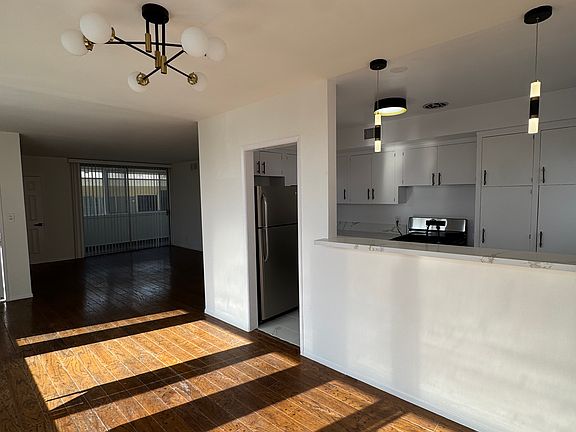 2nd image of 337 S Elm Dr #7