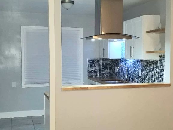 5th image of 17415 Warrington Dr #1