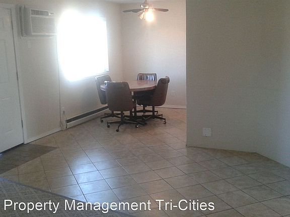 3rd image of 1209 S Olympia Pl APT C