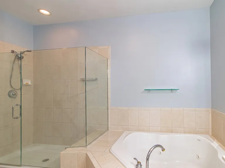 6 Beaconsfield Ct — Photo 13