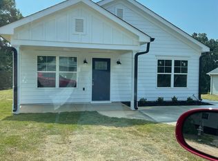1731 Chestia Dr, Gainesville, GA 30507
