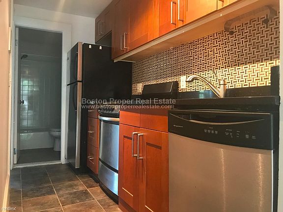 114 Saint Botolph #2 Boston - Back Bay Unit Photo 5