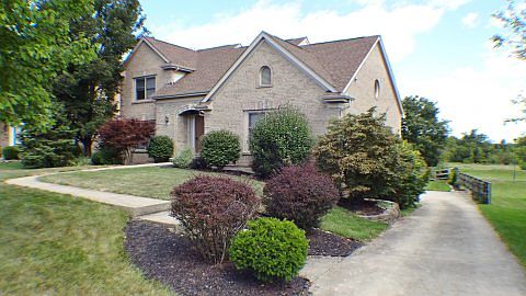 2nd image of 16 Fescue Ct