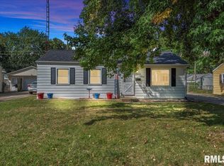 1103 Johnson Ln, Springfield, IL 62702