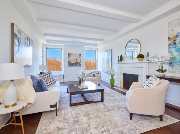 1165 5th Avenue image 1 of 12